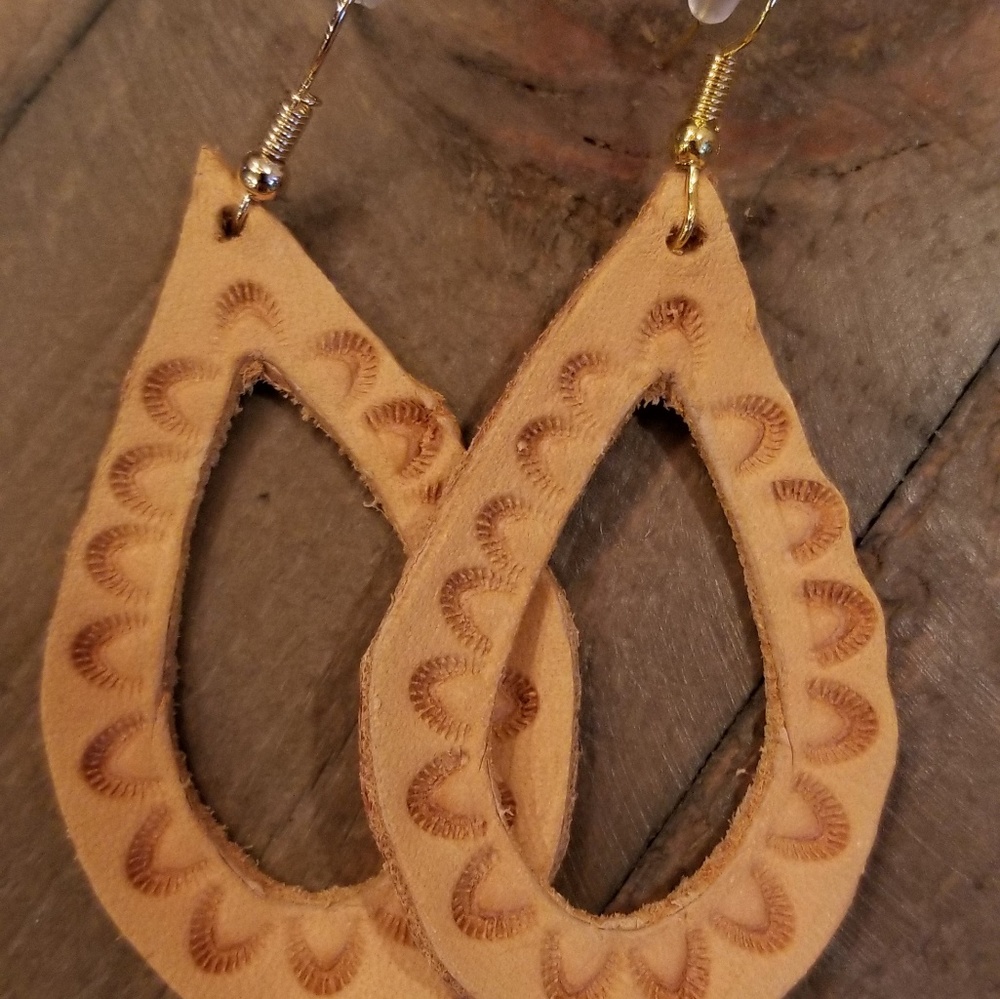 Leather ear rings